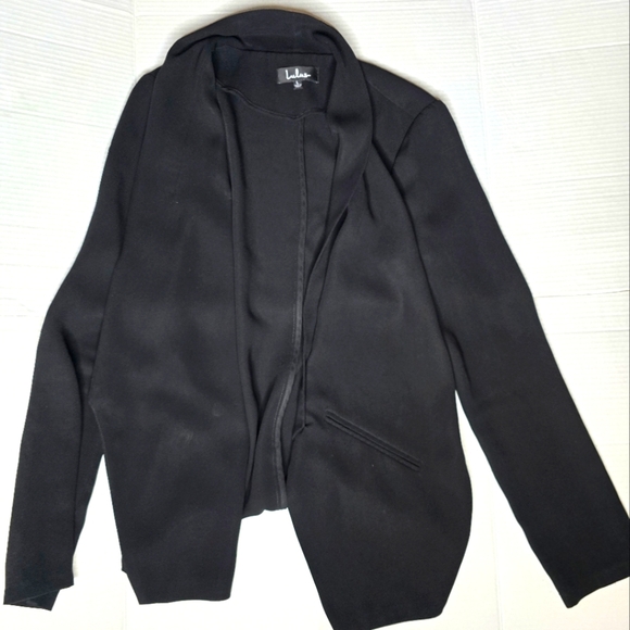 Lulus Jackets & Blazers - Lulus Lightweight Black Blazer